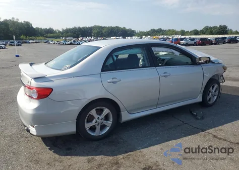 2011 Toyota Corolla Base z USA, uszkodzony, nr VIN 2T1BU4EE7BC646198